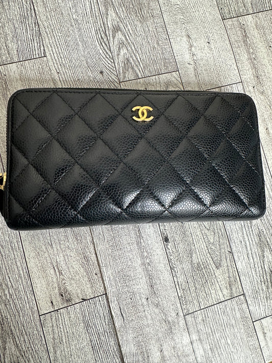 Chanel zippy wallet caviar