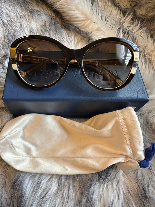 Louis Vuitton Brown/Gold Frame Petit Soupcon Cat Eye Sunglasses