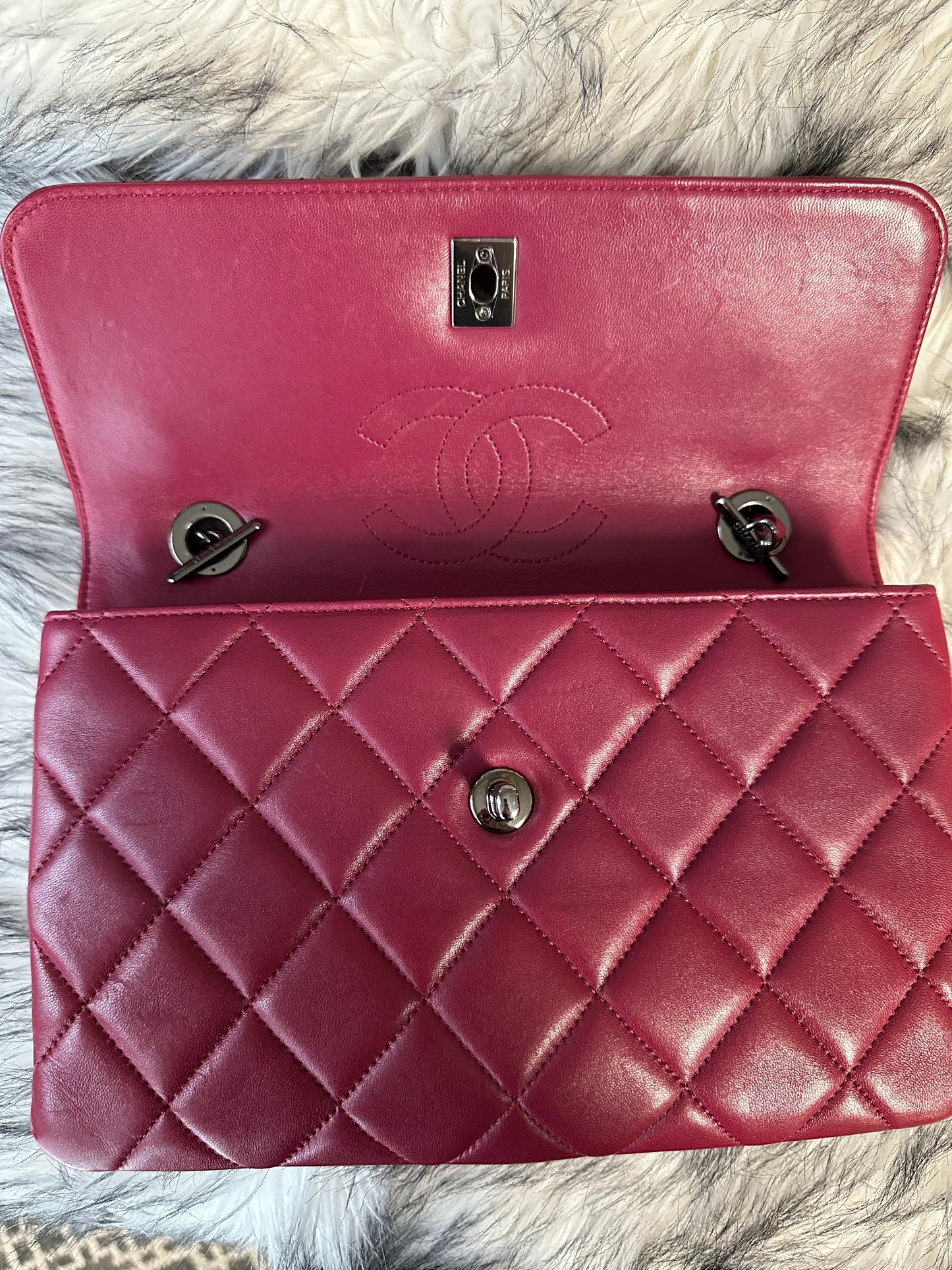 Chanel turn lock shoulder bag