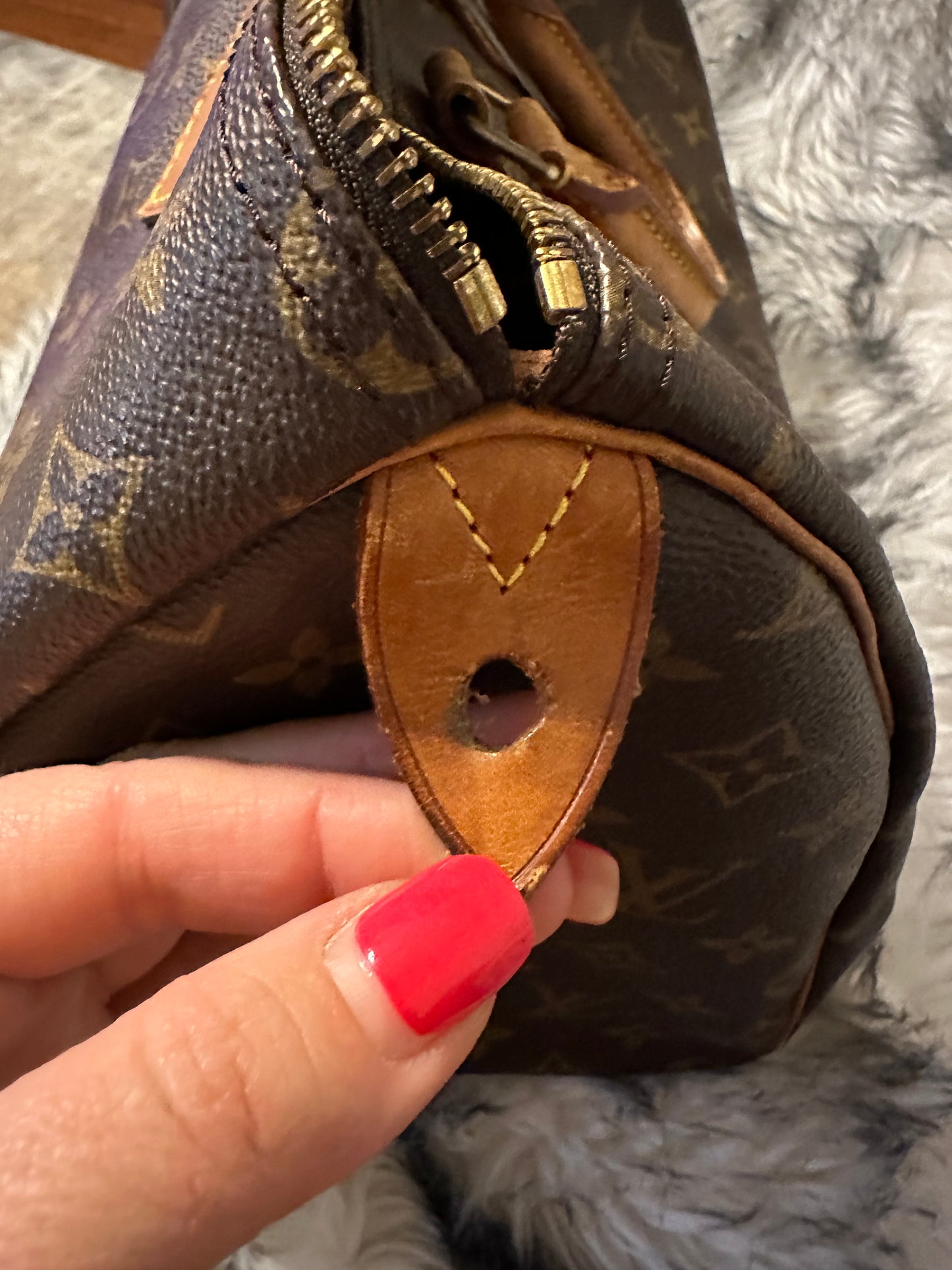 Louis Vuitton speedy 35