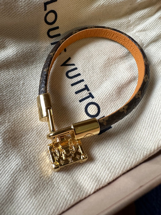 Louis Vuitton Bracelet with trunk charm